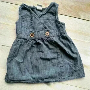 Old Navy Denim Blue Sleeveless Dress With Buttons Baby Girl Size 6-12 Months